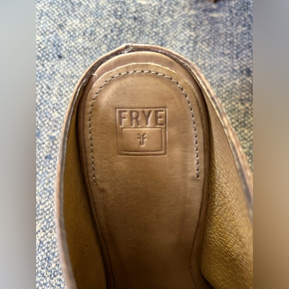 Frye Izzy Zip Moto Mule in Fawn - Picture 7 of 9
